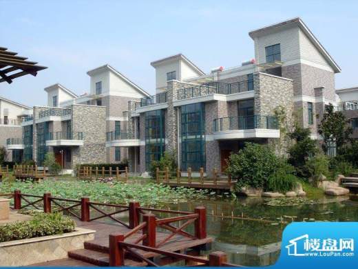 东城绿洲·碧水苑实景图